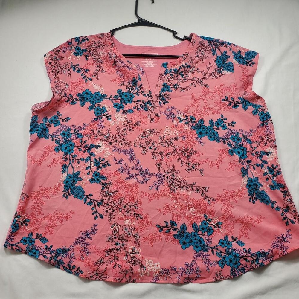 Van-heusen Women's Pink Floral Shallow V-neck top Sleeveless sz XXL
